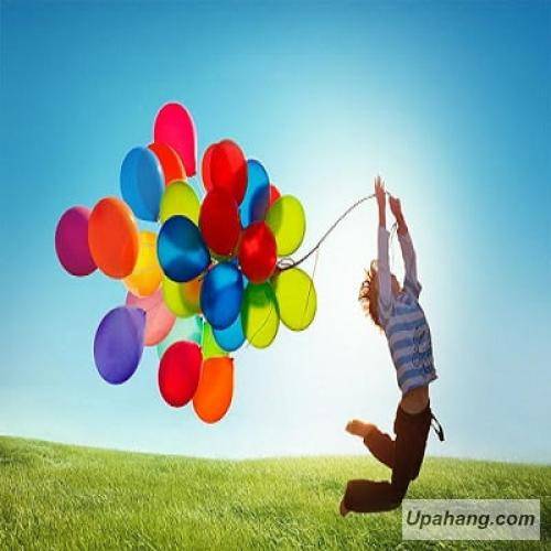دانلود آهنگ تو آسمون عشقم یکی داره پیدا میشه یواش یواش نگاهش با چشمم آشنا میشه