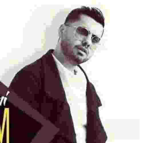 دانلود آهنگ خودمونیم عاشق شدن چه حالی داره یوسف زمانی