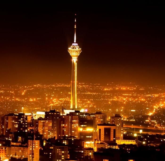دانلود آهنگ تهران من شاید بشه امسال بگم مامان دارم برمیگردم