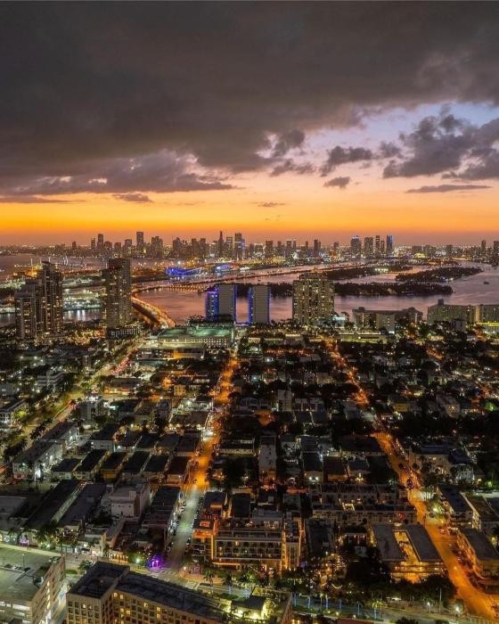 دانلود آهنگ امشب چه زیبا بود زیبا نگار من