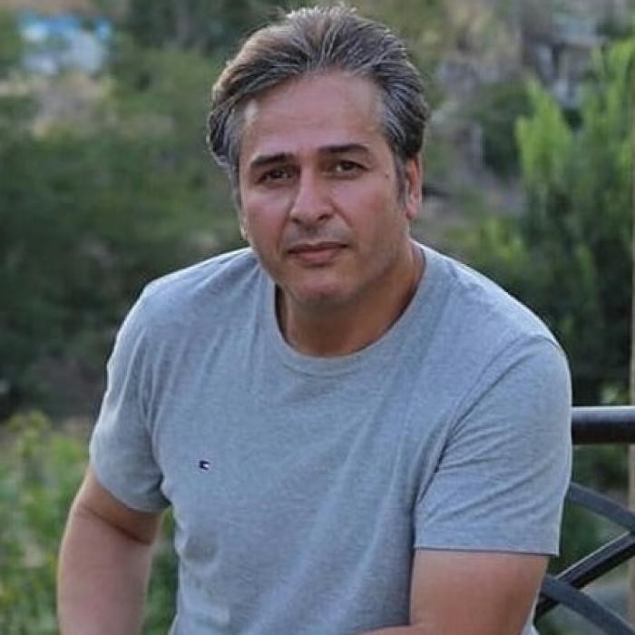 دانلود آهنگ همیشه چشم به راه آسمون باش