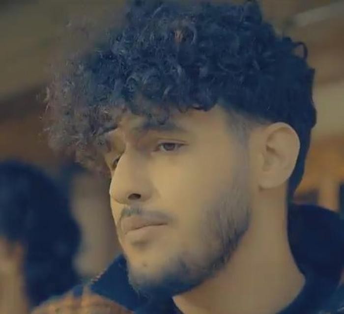 دانلود آهنگ غیر از من کی اینجوری دوست داشت