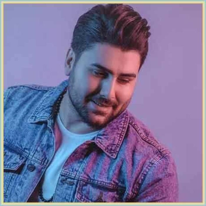 دانلود آهنگ روی دیوارای شهر عکس تورو میکشم