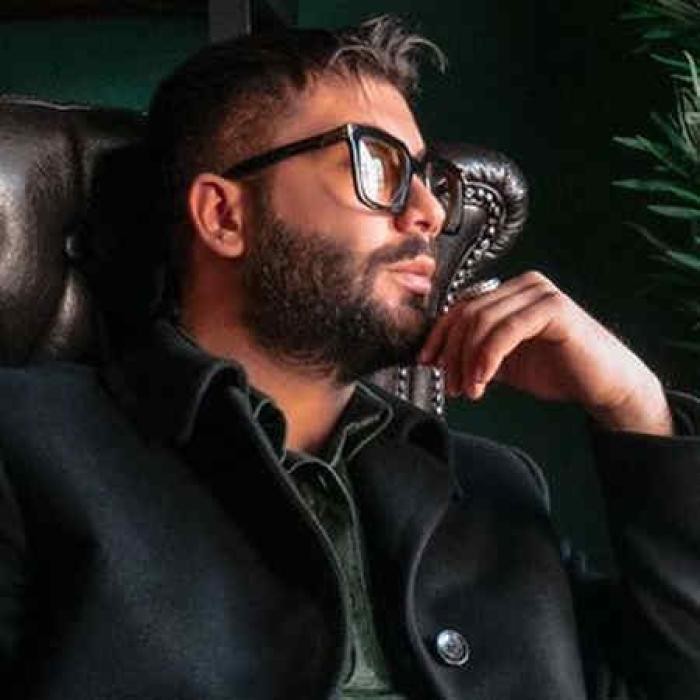 دانلود آهنگ من هرجا ناراحتم کم میارم سرمو برمیگردونم میبینم تورو دارم
