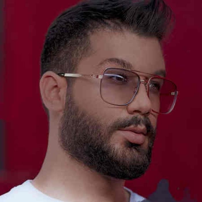 دانلود آهنگ تو حرف میزنی واسم من نگات میکنم حواسم پرت میشه