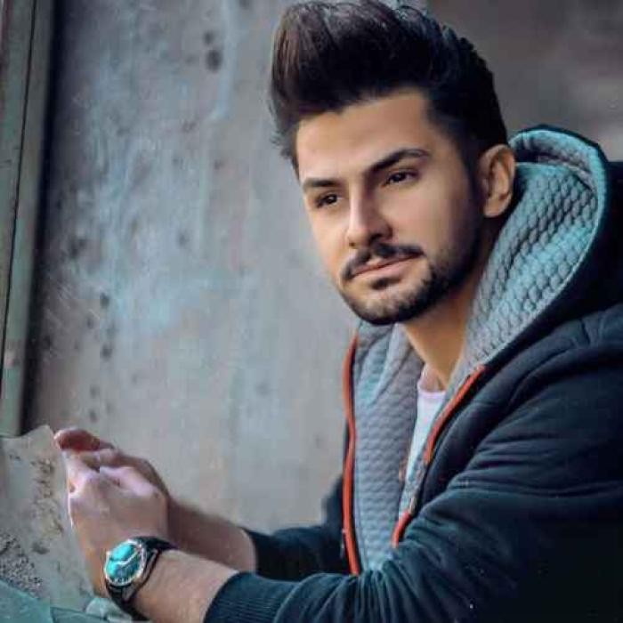 دانلود آهنگ تو در نفس و جان منى نيمه پنهان منى