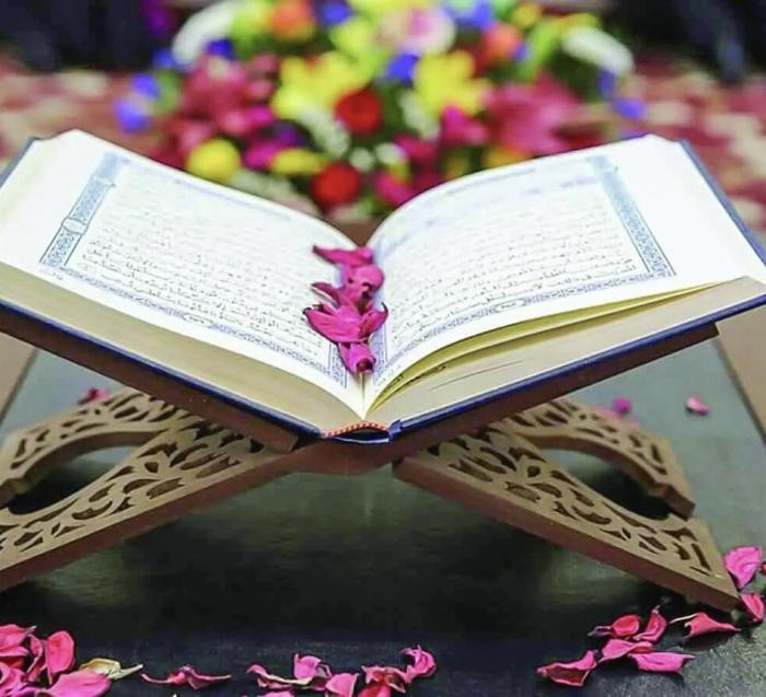 دانلود آهنگ ترجیح میبخشم ازین پس بی کتابی را وقتی که آدم های با قرآن شما هستید