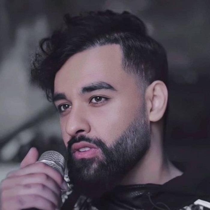 دانلود آهنگ خب منم ادمم دل دادم اخرم اومدی ب دنیام عوض شد باورم
