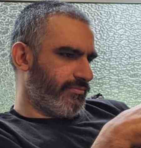 هیچکس تابلوی راهنما تو راهروهای شلوغ ذهنی