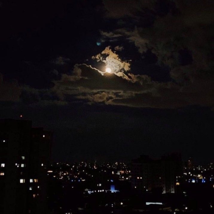 دانلود آهنگ چه روزایی با دیدنت رنگ من زرد شد هی میگم بی معرفت