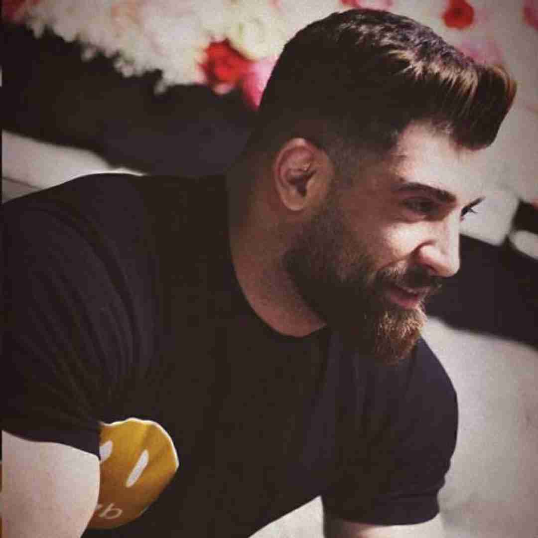 دانلود آهنگ تو که نیستی بالا سرم انگار خدا نیست محمد محرمی