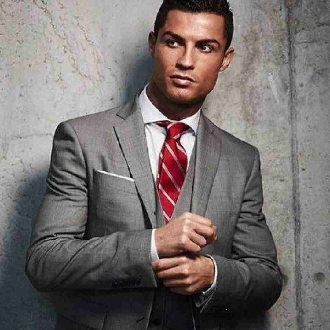 دانلود آهنگ یکی برسه به دادم دلمو به يکی دادم با صدای رونالدو