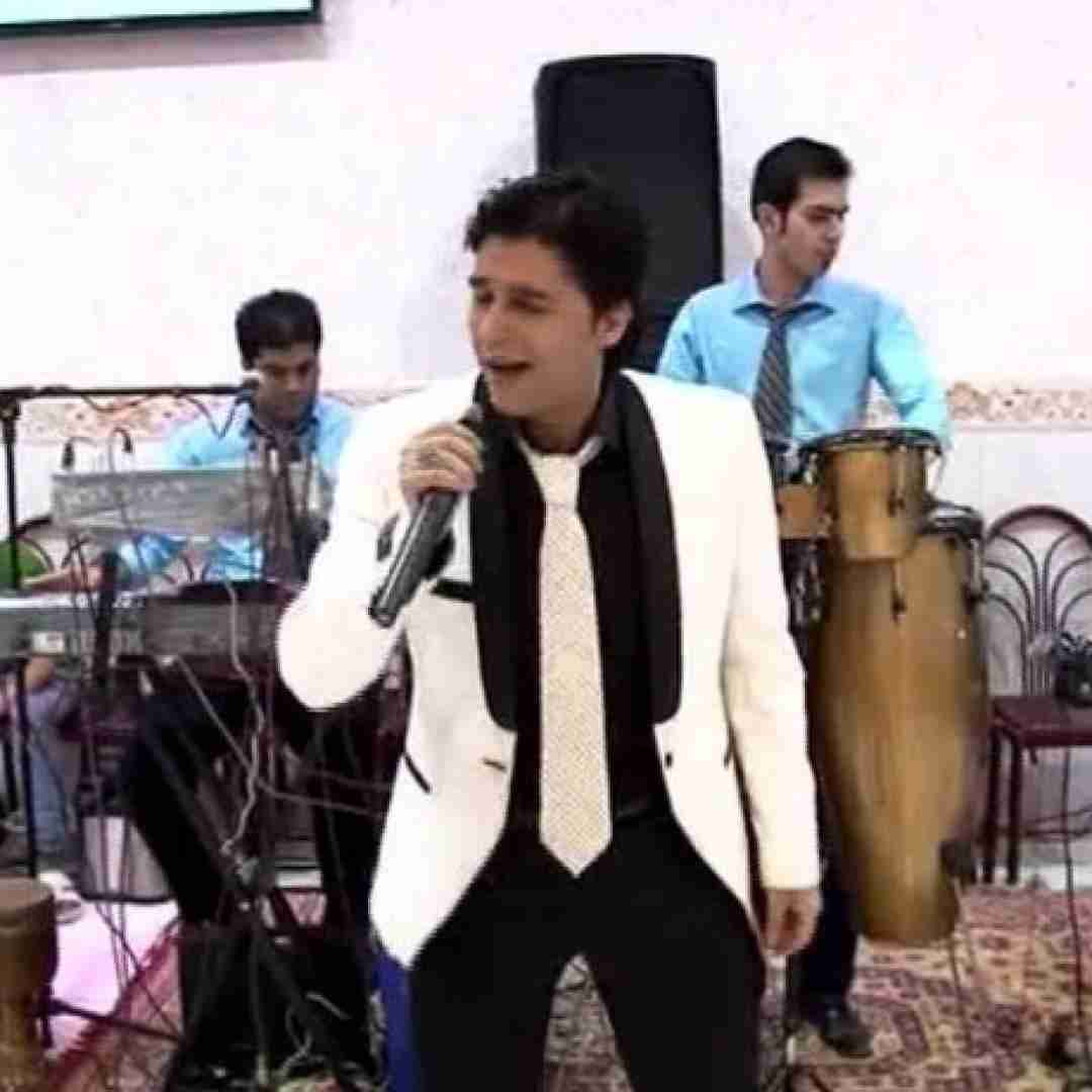 دانلود آهنگ عشق تو زخم کاری رو دل اثر میذاری حسن قره گل