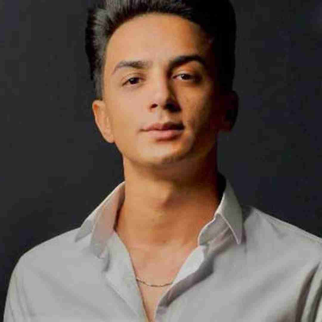 دانلود آهنگ دلبر دنیام تویی همتا نداری ابوالفضل رحیمی