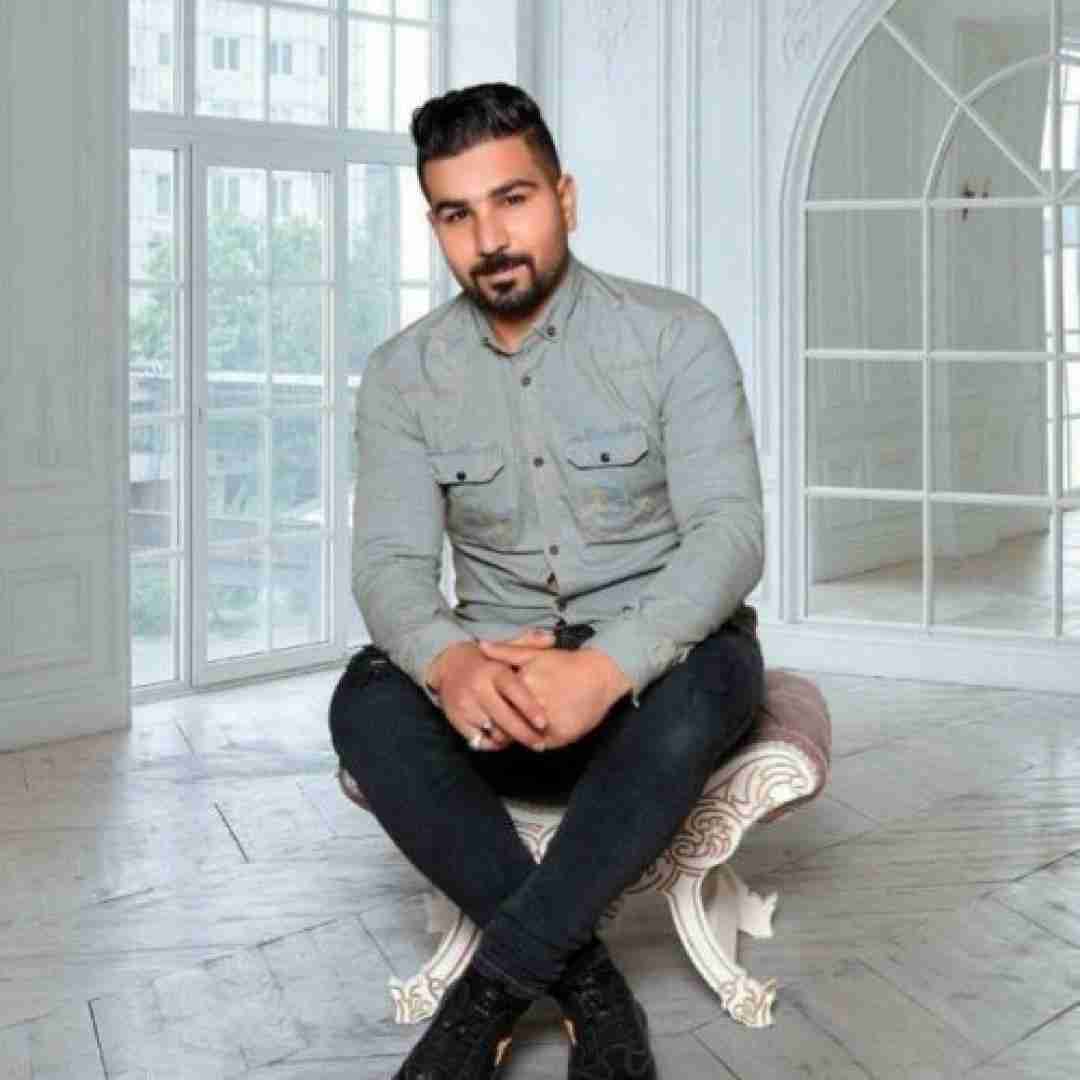 هادی بیرانوند عاشق