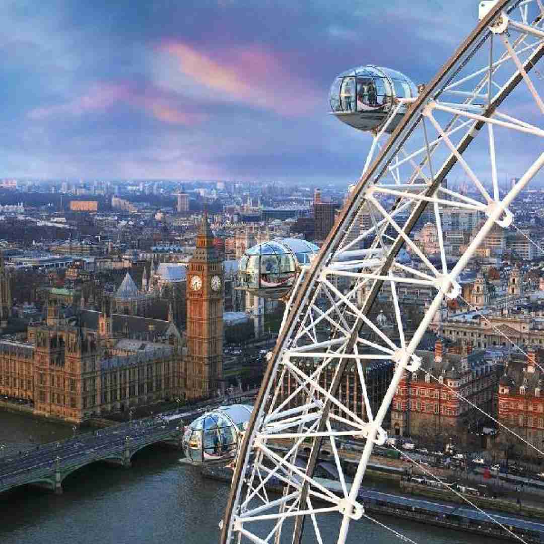 دانلود آهنگ زده تصویر پهلوم از لامپ آویزونه