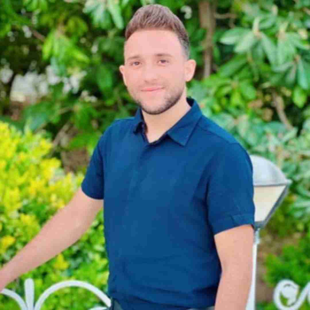 دانلود آهنگ عشق بچگی مصطفی ابراهیمی