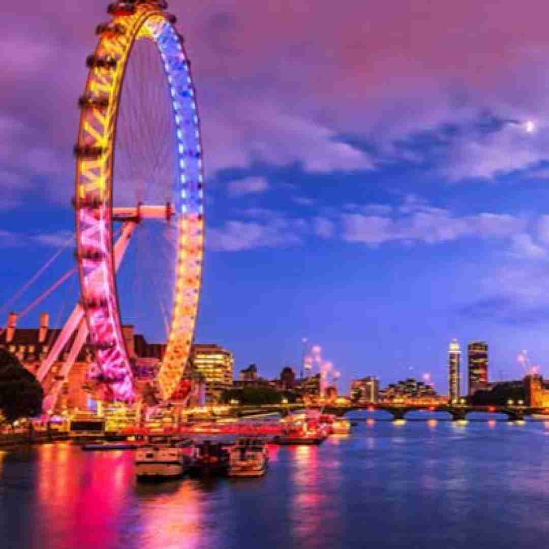 دانلود آهنگ بابا به به به این حال به این سال بیشتر از همه کار میکنم