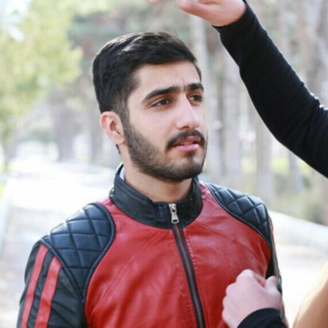 محمد امیری قهر کردم با خودم بد کردم عکساتو بغل کردم