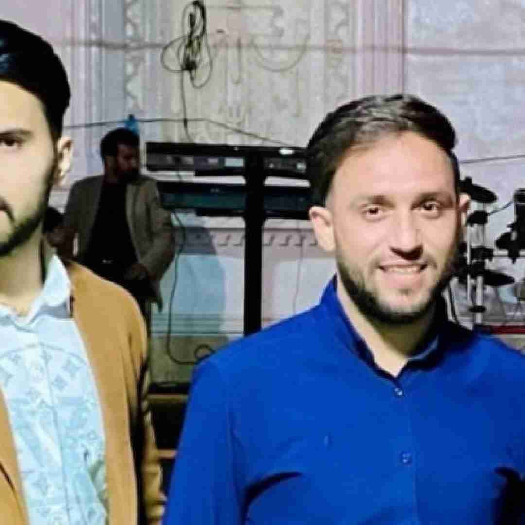 دانلود آهنگ مانتو زرشکی روسری تو مشکی میره دانشگاه رشته پزشکی مصطفی ابراهیمی