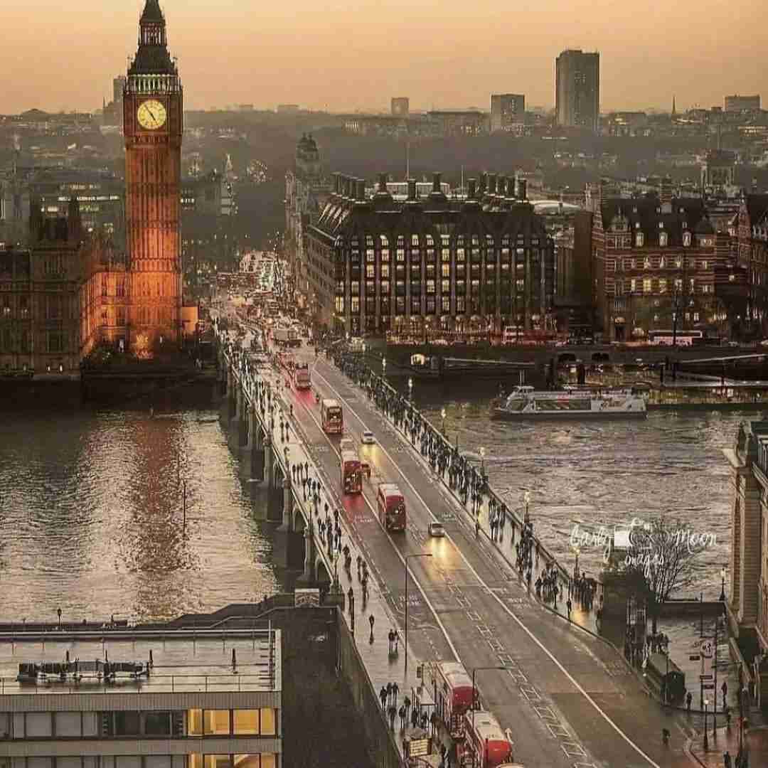 دانلود آهنگ هی عجب روزایی رفتن عجب رفیقایی رفتن زیر خاک