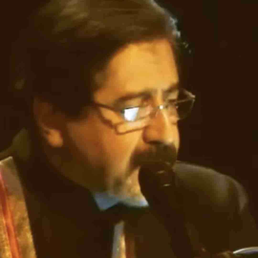 دانلود آهنگ بر گیسویت ای جان کمتر زن شانه حسام الدین سراج