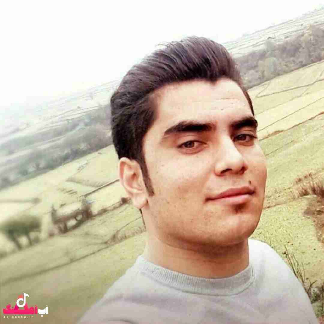 جواد نکایی اگه تعریف نبوشه اون بالا بالایسه