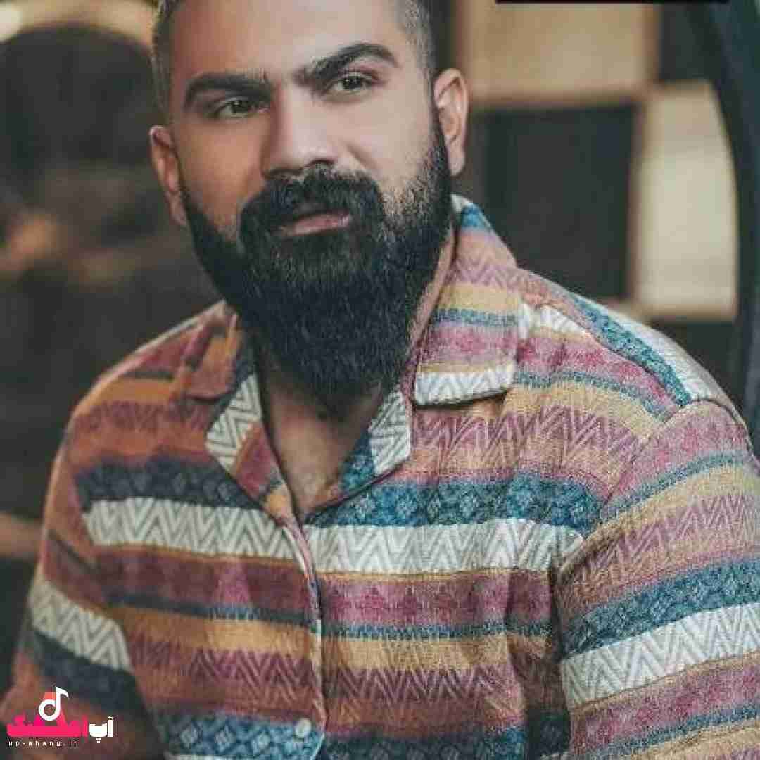 فرهاد جهانگیری ﺳﻴﮕﺎر از ﻟﺎی اﻧﮕﺸﺘﺎم داره ﻣﻴﻔﺘﻪ آﺧﺮﻳﻦ ﻟﺤﻈﻪ دارم ﺗﻮﻧﻪ