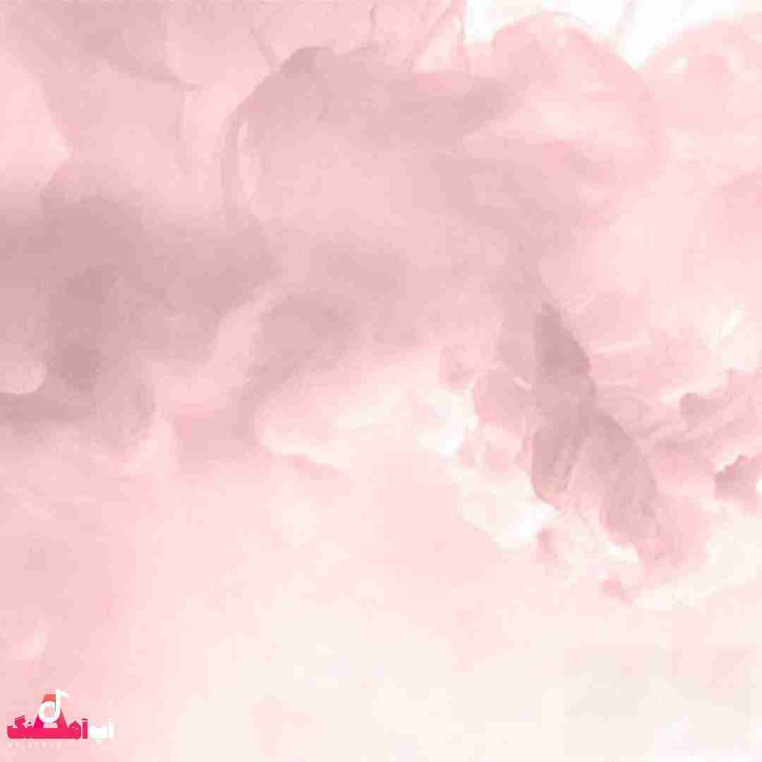 دانلود آهنگ میرم دنبال بیبی با بلوز سورمه ای سینا داره میگازه