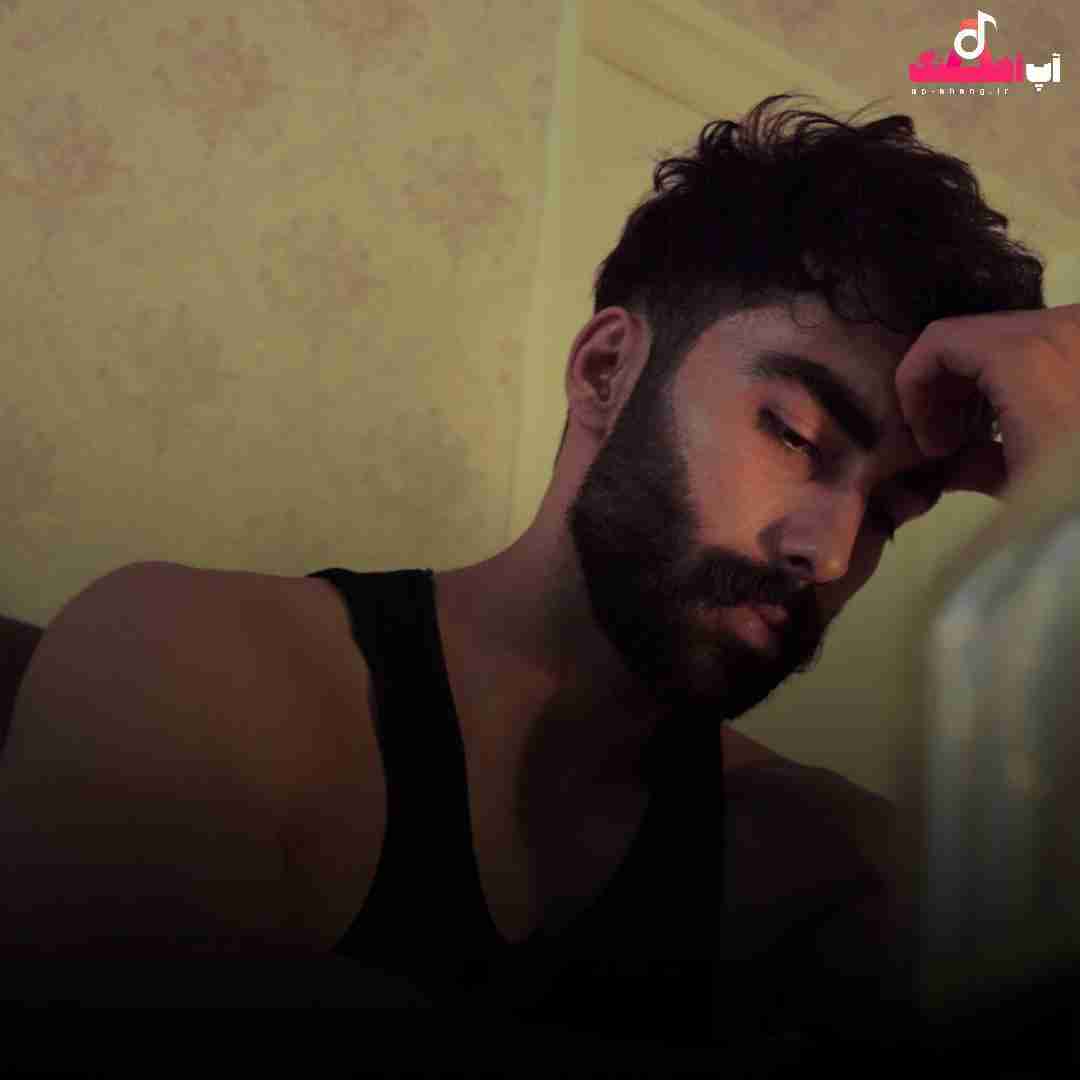 خشایار نجاتی خیانت
