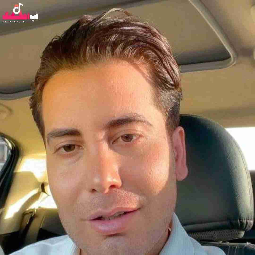 فرشاد آزادی خوشتیپ