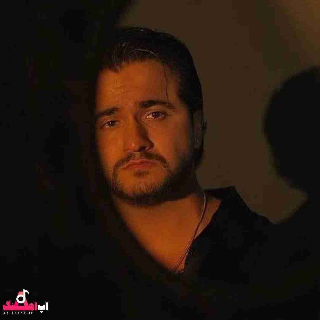دانلود آهنگ تو درس شدی برام از هرچی عشقه ترس دارم عرشیاس