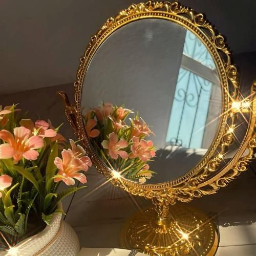 دانلود آهنگ میگن اسمش ثریاست چشماش همرنگ دریاست