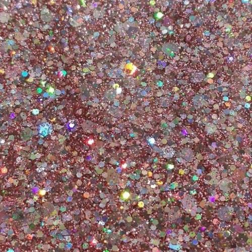 دانلود آهنگ هرجا بریم خوبه همونجا هرجا بریم خونه همونجاست