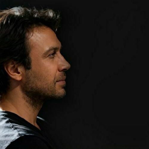 دانلود آهنگ مثل یه سیل به کوچه ها زدم وقتی محسن چاوشی