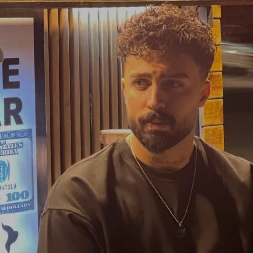 دانلود آهنگ یک شب پوریا محمدی