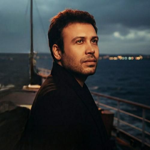 دانلود آهنگ این که دوستم نداشتی برام اهمیت نداشت محسن چاوشی