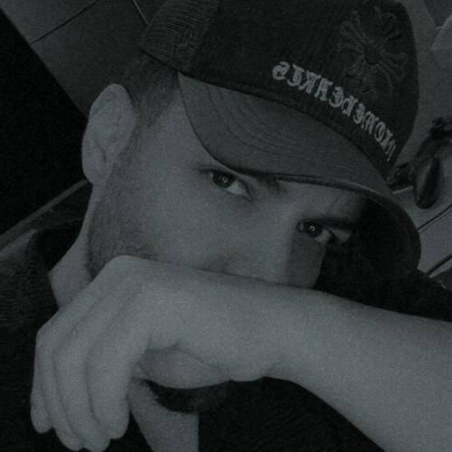 دانلود آهنگ ماه بودم برات منو فروختی به ستاره هات شاهان