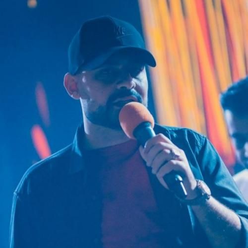 دانلود آهنگ یه شاوی در وا بکی (زنده خوانی) روح الله کرمی