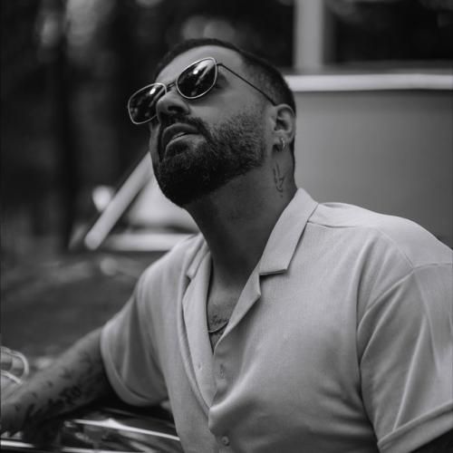 دانلود آهنگ نزار امشبم با یه بغض سر بشه بزن زیر گریه رضا شیری