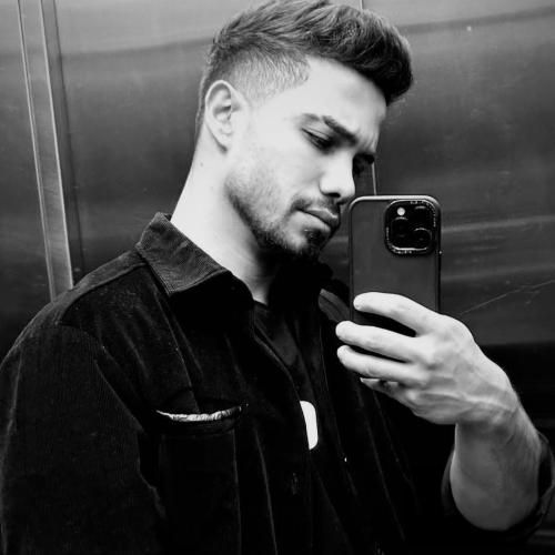 دانلود آهنگ یه جوون هونام