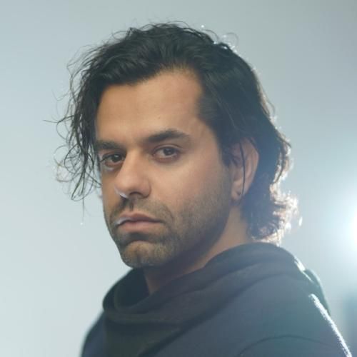 دانلود آهنگ همه عزادار سر به گریبون مردا سر دار رضا بهرام