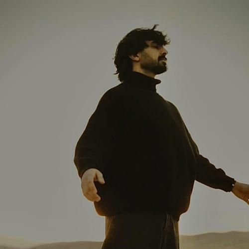 دانلود آهنگ تو سرم جنگ وطن تا جای تیرش تو تنم سپهر تقی زاده