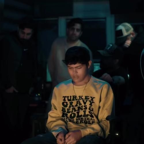 دانلود آهنگ تو سینم درد تاول زده شده زخم ماهد