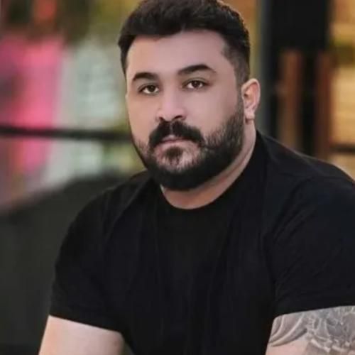 دانلود آهنگ یه افسرده ی سنگ دلم خانواده کردن ولم رضا کرمی تارا