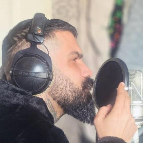دانلود آهنگ قلبم وصله قلبش کسی نی در حدش فرهاد جهانگیری