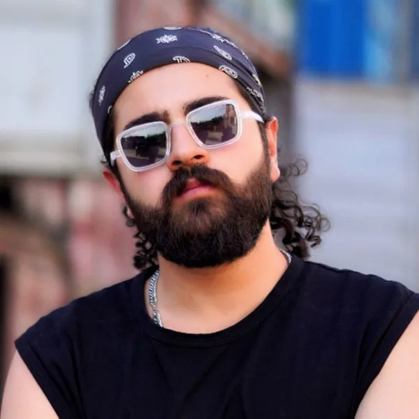 دانلود آهنگ من من من داره میزنه قلبم نه نه نه نشد میثام